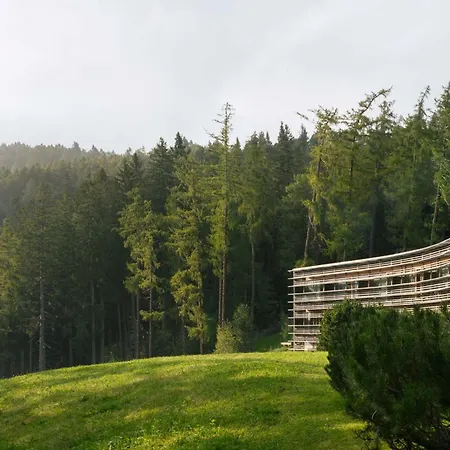 Vigilius Mountain Lana